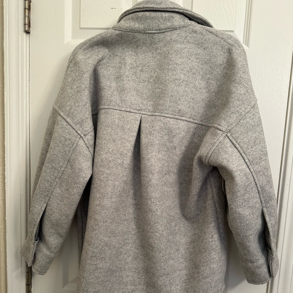 Shacket - Picture 2 of 4